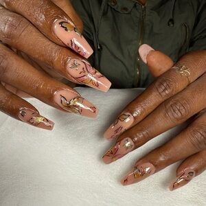 Custom gel press-on nails made by artisan set